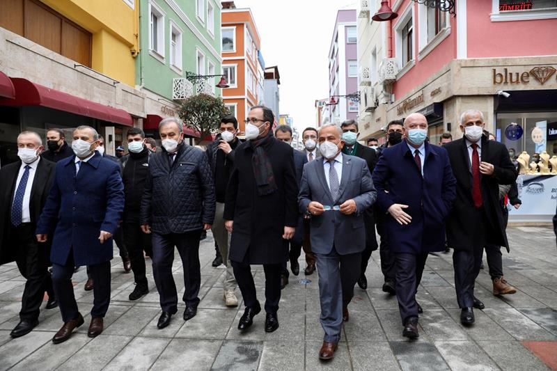 Gençlik ve Spor Bakanı Kasapoğlu Büyükşehirde