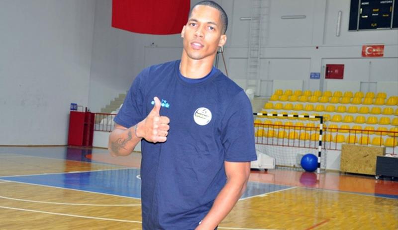 Kübalı Yıldız Voleybolcu Akkuş Belediyespor’da