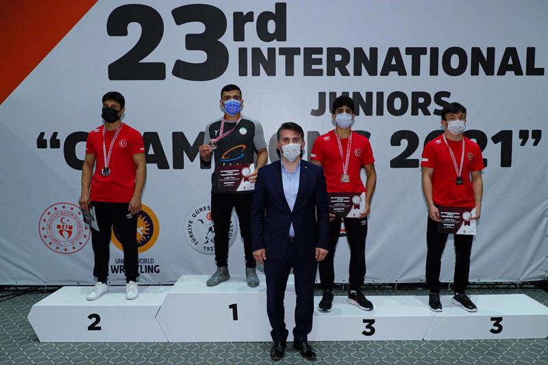 OBB güreşçileri Güreş Milli Takım kampına çağrıldı