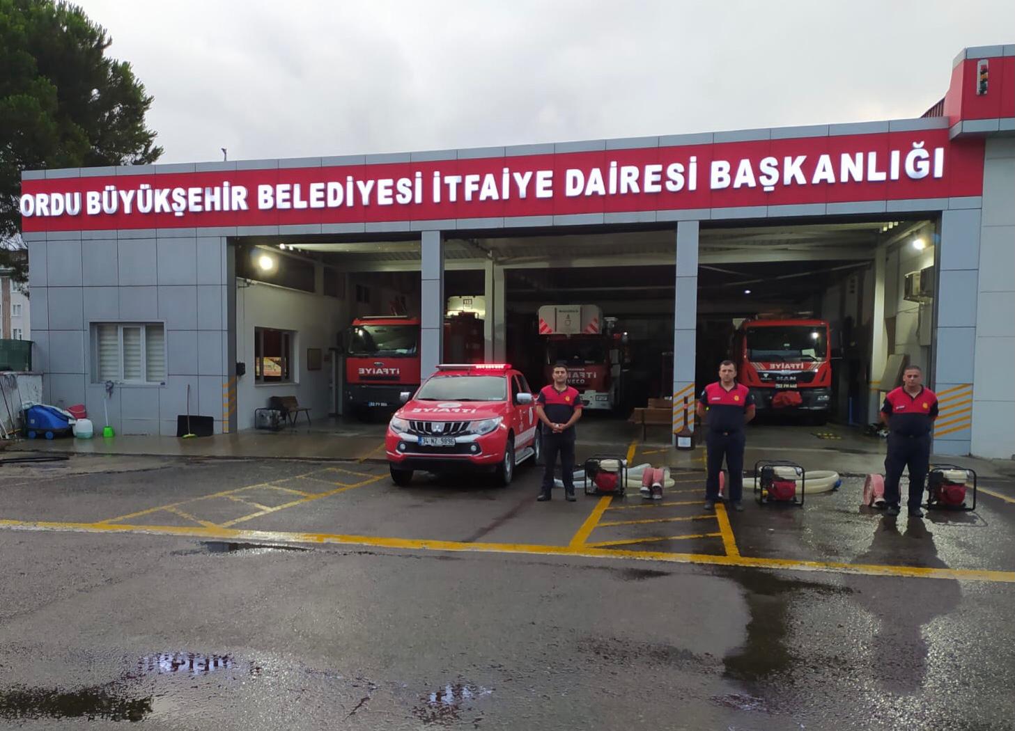 Ordu Büyükşehir Artvin için yardıma koştu