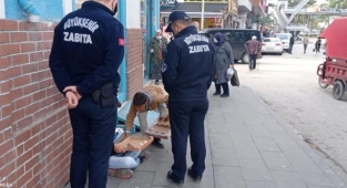 2021 yılında 247 yerli ve yabancı dilenciye müdahale edildi