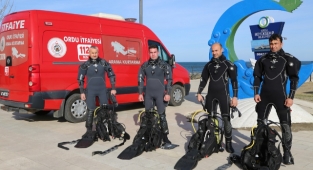 Ordu İtfaiyesi kış dönemi eğitim dalışlarını sürdürüyor