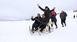 Akkuş Argan Yaylası Kar Festivaliyle renklendi