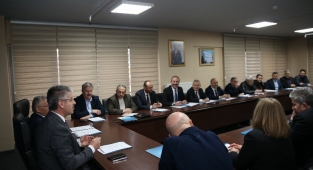 Memduh Büyükkılıç'tan istişare toplantısı