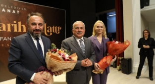 Pelin Çift ve Prof. Dr. Tufan Gündüz Ordulularla buluştu