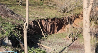 Vali Sonel, Ünye'de Afet Bölgesinde İncelemelerde Bulundu