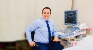 Başhekim Hakan Timur'a 