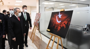 Çanakkale ve Türk Bayrağı temalı fotoğraf sergisi”