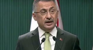 Oktay: Ekonominin 10 yıldaki en yüksek büyüme seviyesine ulaştığını söyledi.