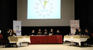 Ordu'da gençler “Münakaşa Değil Münazara” ile fikirlerini savunuyor