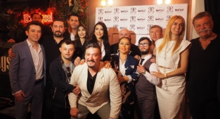 Down Sendromlu çocuklar ünlü isimlerle iftarda buuştu