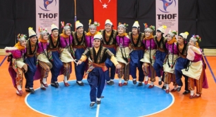 Halk Oyunları Gençler Türkiye Şampiyonası Ordu'da yapıldı