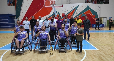 Engelsizler Ordusu Şampiyon oldu