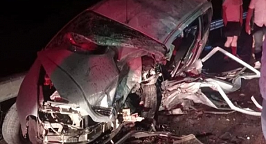 52 plakalı araç Boyabat'ta katliam gibi kazaya karıştı! 4 ölü