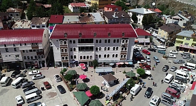 Adıgüzel Belediye Başkanı işçilere zulüm yapıyor