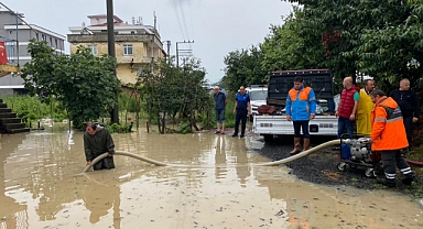 Altınordu’da şiddetli yağışlara anında müdahale