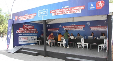 Kartal Belediyesi, lise ve üniversite tercihlerinde öğrencilerin yanında