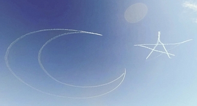 Türk Yıldızları Ordu'da nefes kesti 