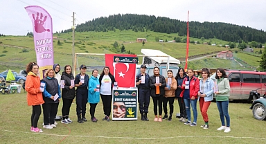 Yaylada kadınlara KADES bilgilendirmesi yapıldı