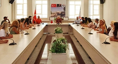 Sırbistanlı öğrencilerden Rektör Özaydın’a ziyaret