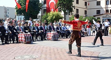 Ünye'de Zafer Bayramı kutlaması