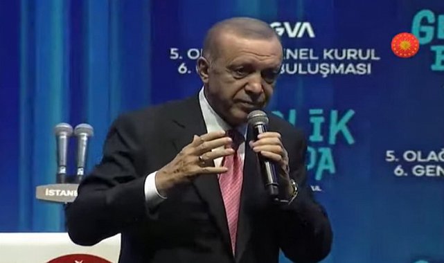 Cumhurbaşkanı Erdoğan: 'Yüzyılı'n Türkiye'si için gençlere güveniyoruz