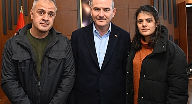 Dünya şampiyonu Kartal'dan Bakan Soylu'ya ziyaret