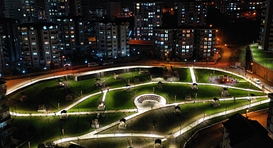 Erguvan Park göz kamaştırdı