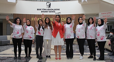 Kadınlar şefkatin, merhametin vücut bulmuş halidir…