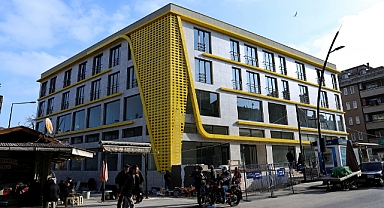 'Yeni Çarşı Ticaret Merkezi' açılışa hazırlanıyor