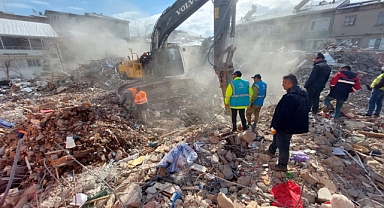 Altınordu arama kurtarma yaraları sarmaya devam ediyor