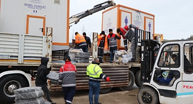 Büyükşehir tüm imkanlarıyla deprem bölgesinde