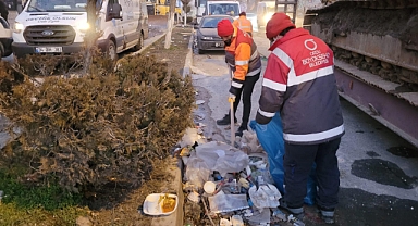 OBB Deprem bölgesinin cadde ve sokaklarını temizliyor