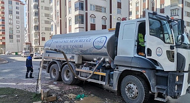 Ordu'dan deprem bölgesine 12 su tankeri gönderildi