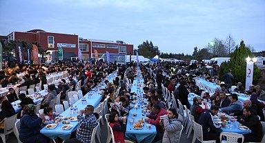 Adıyaman'da kardeşlik sofrası