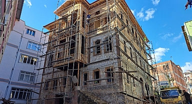 Köymen Konağı'nda restorasyon sürüyor