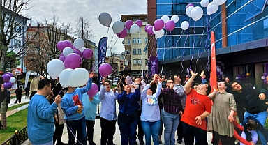 Menekşe Kafe 52+1 umudun ve sevginin mekanı oldu