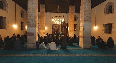 600 yıllık tarihi cami geleceğe taşınıyor