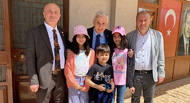 Cengiz Okur Gülyalı'da vatandaşlarla bir araya geldi