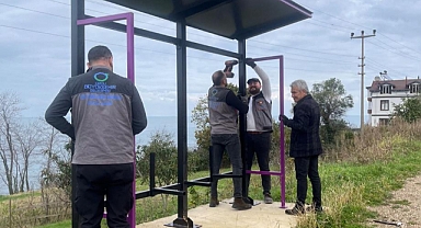 Ordu'da yolcu bekleme duraklarını hükümlü ve tutuklular üretiyor