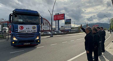 Ordu’dan Deprem Bölgesine 300'üncü yardım tırı gönderildi