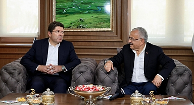 Bakan Tunç Büyükşehirde