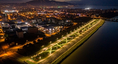 Melet, Rotterdam limanına dönecel