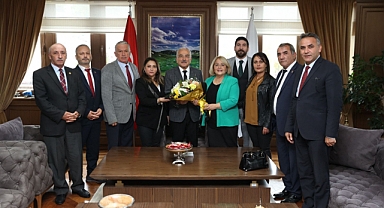 Başkan Güler muhtarları makamında ağırladı