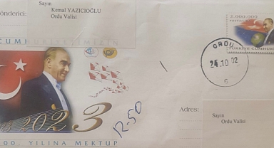 Yüzüncü yıla mektup Vali Erol'a teslim edildi