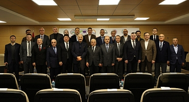 OTSO ihracat liderlerine plaket verdi