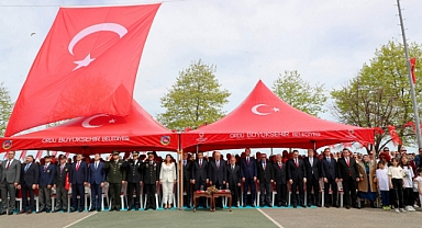 23 Nisan Ulusal Egemenlik ve Çocuk Bayramı coşkuyla kutlandı