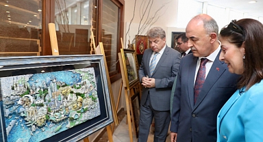 Halk Eğitim Merkezi yıl sonu sergisi açıldı