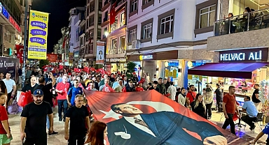 Ordu'da 30 Ağustos, zafer yürüyüşü ve konserle taçlandı
