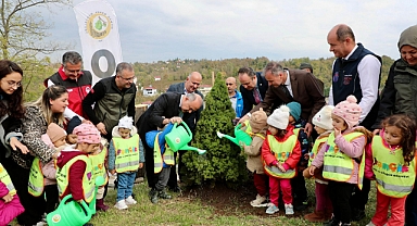 Milli Ağaçlandırma Günü'nde 4.877 fidan toprakla buluştu